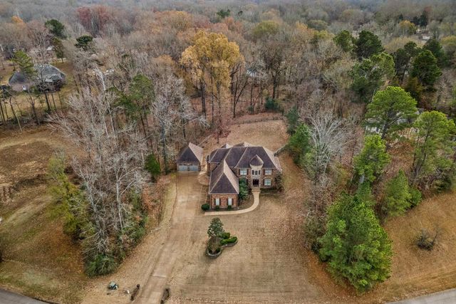 155 ASTON HALL DR, Eads, TN 38028