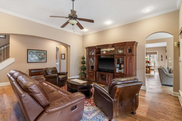 155 ASTON HALL DR, Eads, TN 38028