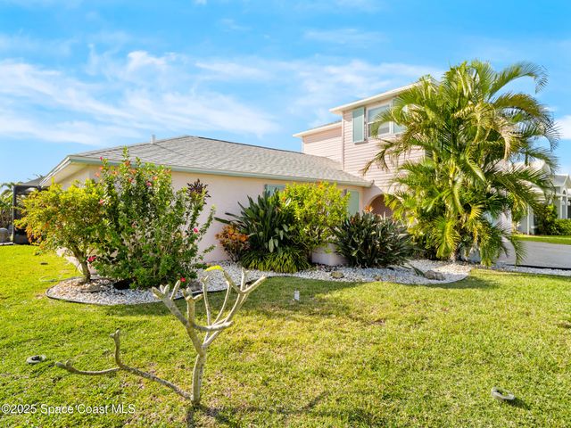 1525 W Riviera Drive, Merritt Island, FL 32952