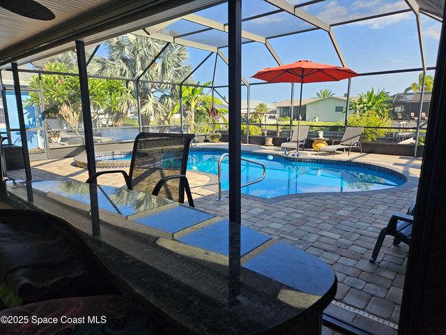 1525 W Riviera Drive, Merritt Island, FL 32952