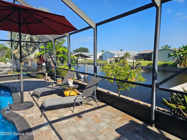 1525 W Riviera Drive, Merritt Island, FL 32952