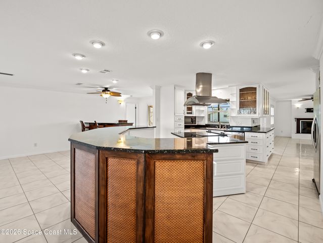 1525 W Riviera Drive, Merritt Island, FL 32952