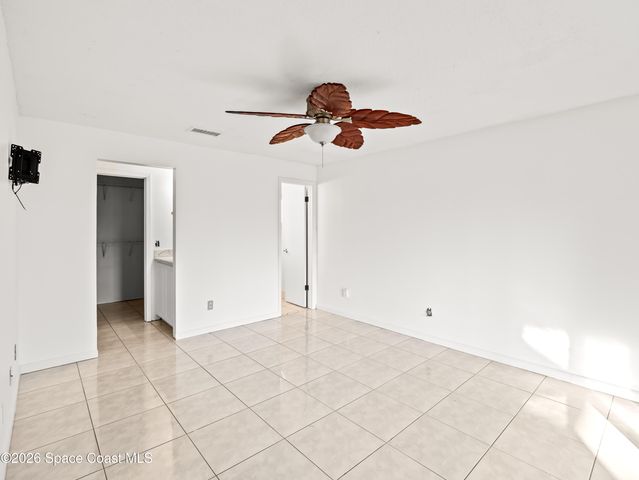 1525 W Riviera Drive, Merritt Island, FL 32952