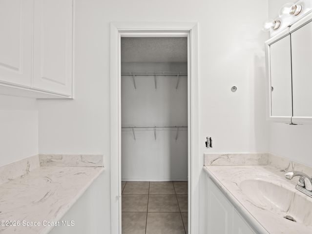 1525 W Riviera Drive, Merritt Island, FL 32952