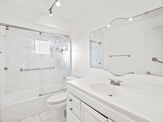 1525 W Riviera Drive, Merritt Island, FL 32952