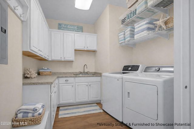 301 Intracoastal Court, Sneads Ferry, NC 28460