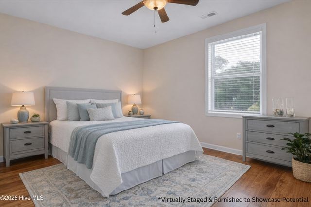301 Intracoastal Court, Sneads Ferry, NC 28460