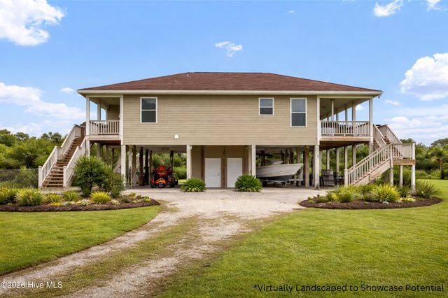 301 Intracoastal Court, Sneads Ferry, NC 28460