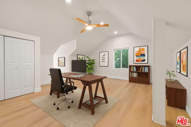 500 Warner Avenue, Los Angeles, CA 90024