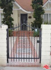 1115 S Lucerne Boulevard, Los Angeles, CA 90019