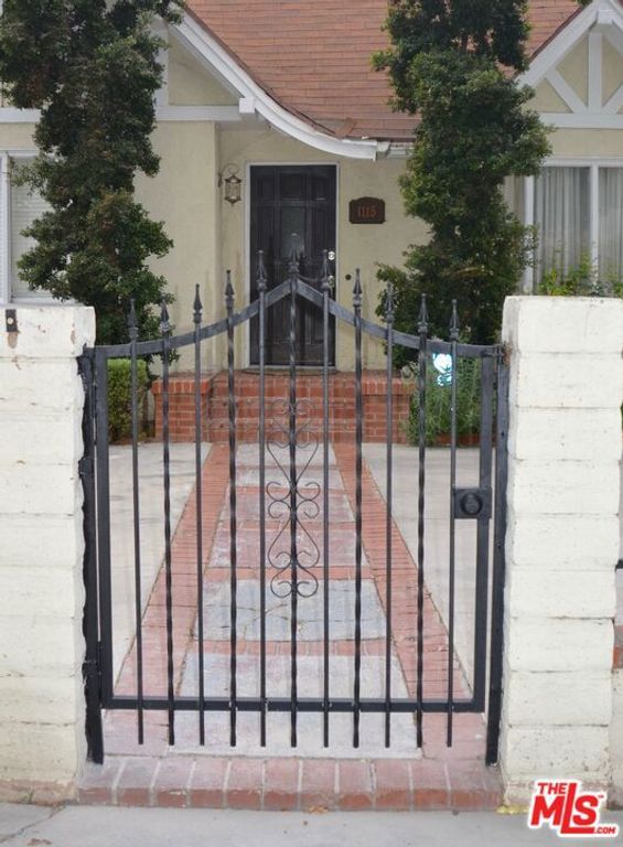 1115 S Lucerne Boulevard, Los Angeles, CA 90019