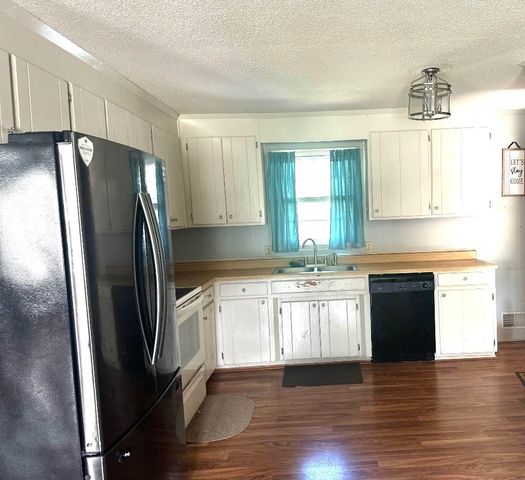 6314 CARMEL Drive, Spartanburg, SC 29303