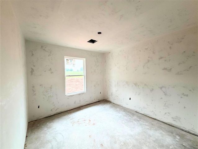 2209 Winter Ridge Road, Blanchard, OK 73010