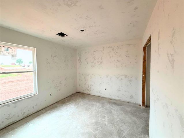 2209 Winter Ridge Road, Blanchard, OK 73010