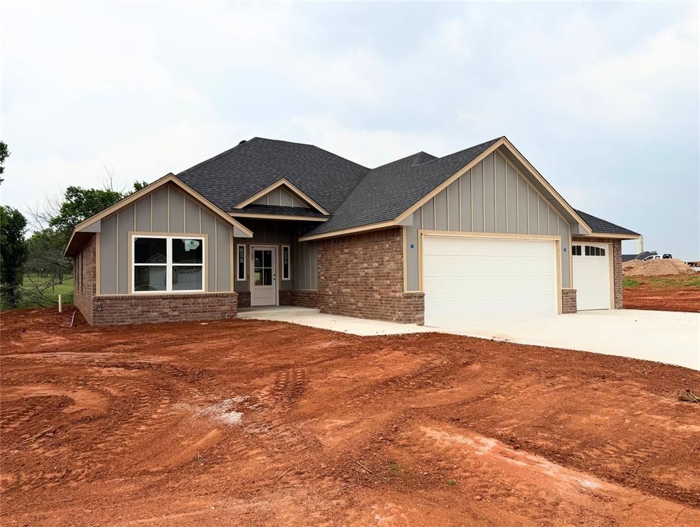 2209 Winter Ridge Road, Blanchard, OK 73010