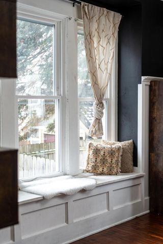 602 N Hartwell AVENUE, Waukesha, WI 53186