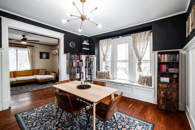 602 N Hartwell AVENUE, Waukesha, WI 53186