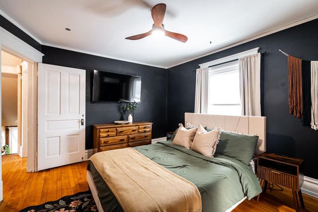 602 N Hartwell AVENUE, Waukesha, WI 53186