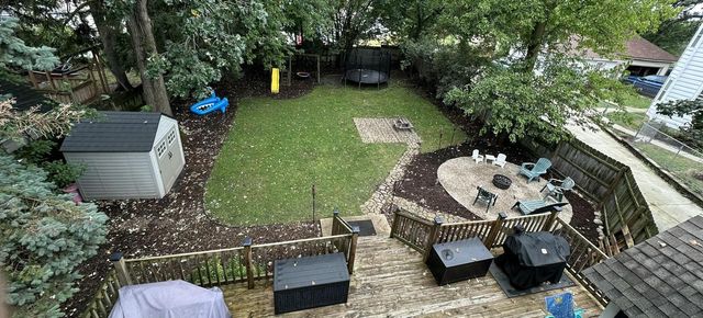 602 N Hartwell AVENUE, Waukesha, WI 53186