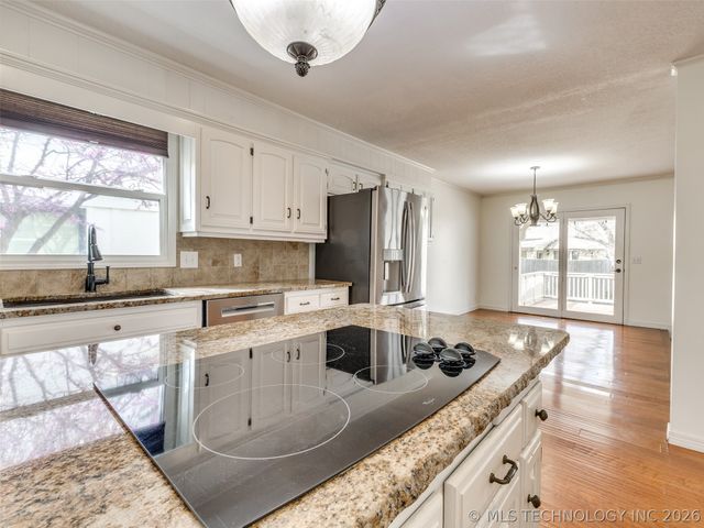 7545 E 65th Place, Tulsa, OK 74133