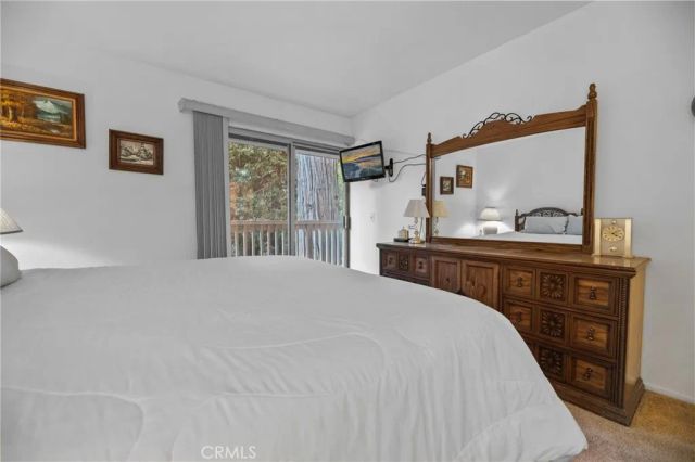 103 Rockledge Lane, Lake Arrowhead, CA 92352