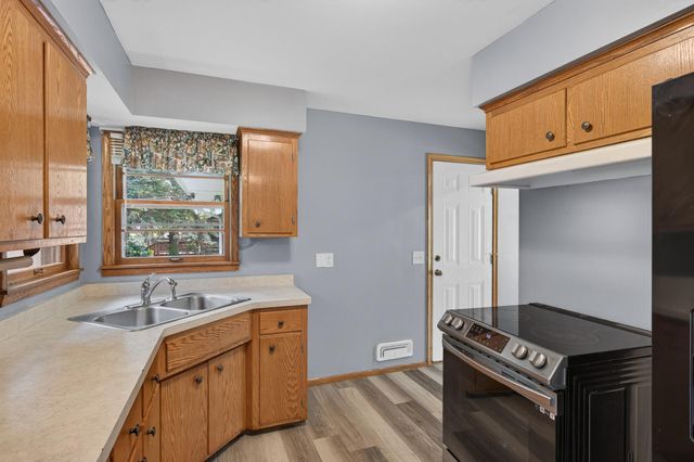 6911 E River Road NE, Fridley, MN 55432