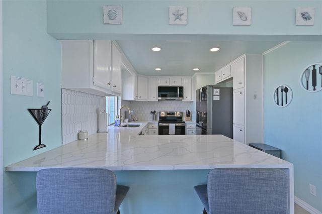 3822 Concho Key, Galveston, TX 77554