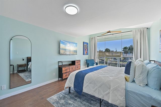 3822 Concho Key, Galveston, TX 77554