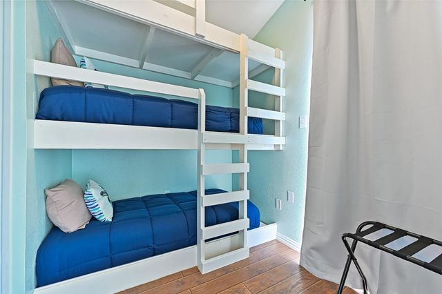 3822 Concho Key, Galveston, TX 77554