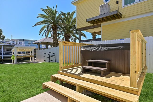 3822 Concho Key, Galveston, TX 77554