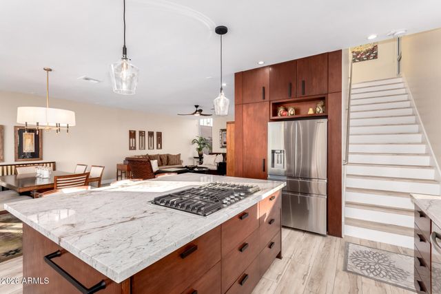 5576 N 12TH Street, Phoenix, AZ 85014