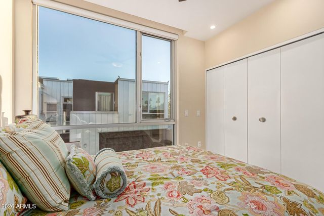 5576 N 12TH Street, Phoenix, AZ 85014