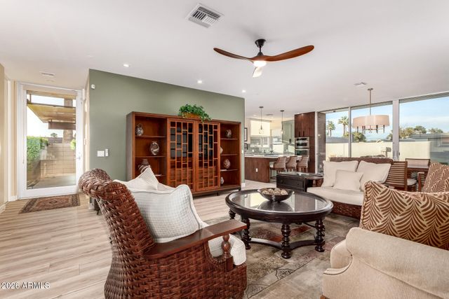 5576 N 12TH Street, Phoenix, AZ 85014