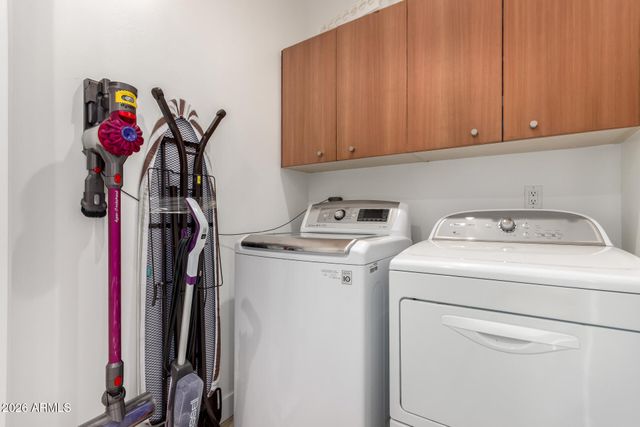 5576 N 12TH Street, Phoenix, AZ 85014