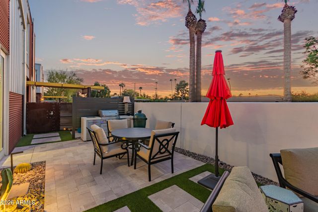 5576 N 12TH Street, Phoenix, AZ 85014