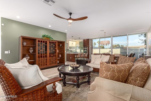 5576 N 12TH Street, Phoenix, AZ 85014