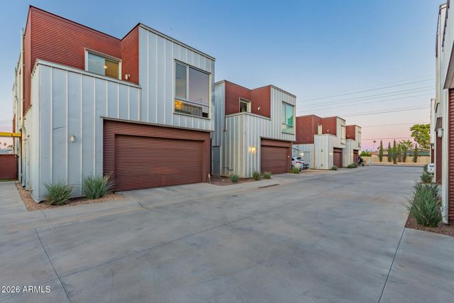 5576 N 12TH Street, Phoenix, AZ 85014