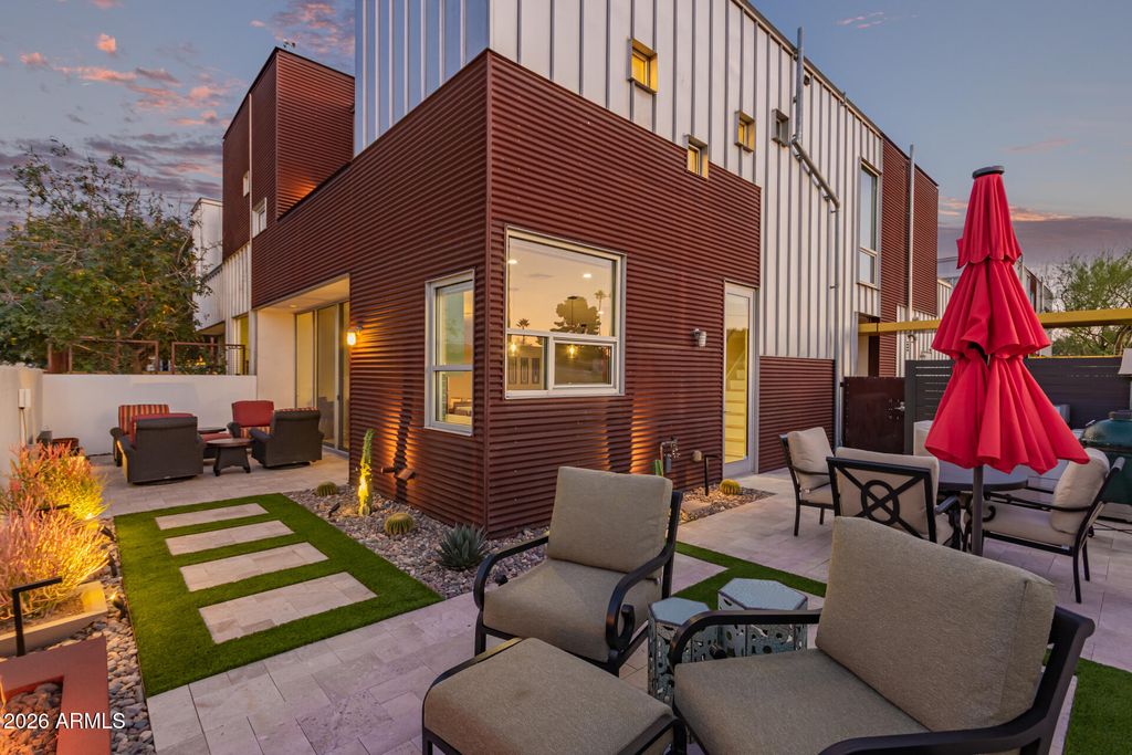 5576 N 12TH Street, Phoenix, AZ 85014