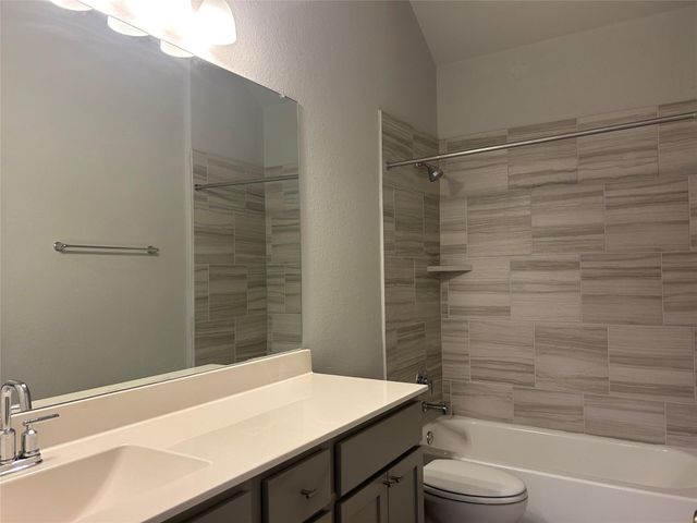 148 Kellogg LN, Bastrop, TX 78602