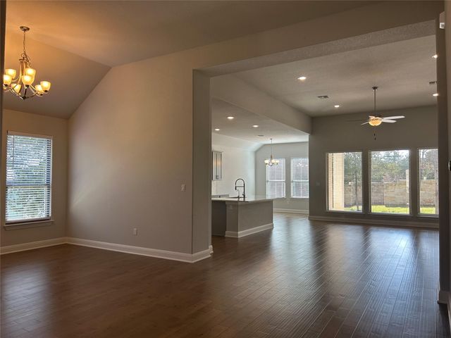 148 Kellogg LN, Bastrop, TX 78602