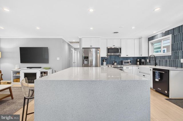 5 STATE RD, Rehoboth Beach, DE 19971