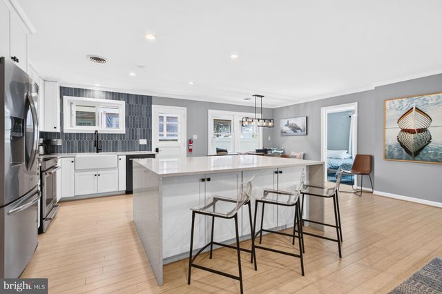 5 STATE RD, Rehoboth Beach, DE 19971