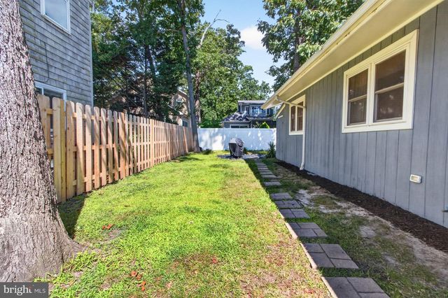 5 STATE RD, Rehoboth Beach, DE 19971
