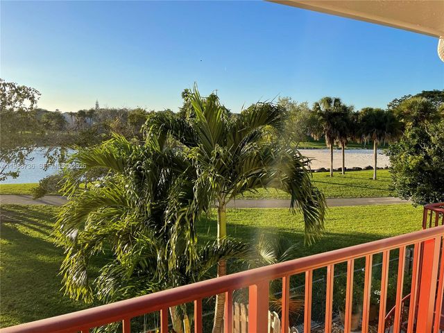 10240 SW 154th Cir Ct 107-6, Miami, FL 33196