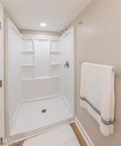 3239 Lakeway Street, Akron, OH 44319