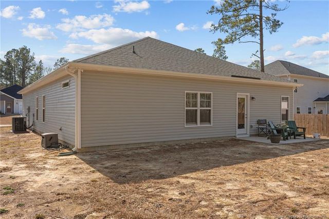 264 Flying Bolt Drive, Raeford, NC 28376