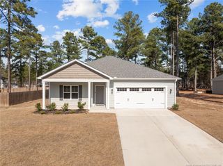 264 Flying Bolt Drive, Raeford, NC 28376