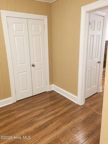 316 Sherwood Avenue, Kinston, NC 28501