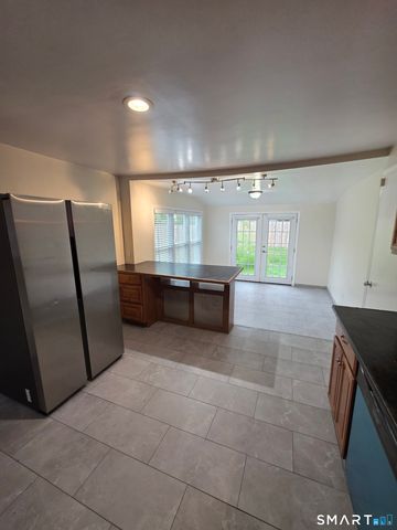 174 Light Street, Stratford, CT 06614