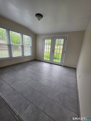 174 Light Street, Stratford, CT 06614